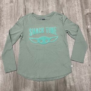 GAP Kids Star Wars Green Long Sleeve Shirt w/‎ Yoda, girls size M